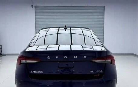 Skoda Octavia IV, 2023 год, 2 370 000 рублей, 6 фотография