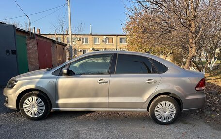 Volkswagen Polo VI (EU Market), 2017 год, 1 315 000 рублей, 2 фотография