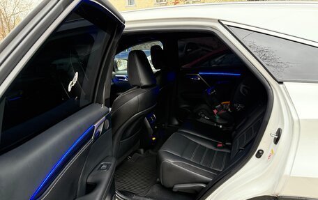 Lexus RX IV рестайлинг, 2017 год, 4 200 000 рублей, 14 фотография