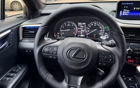 Lexus RX IV рестайлинг, 2017 год, 4 200 000 рублей, 18 фотография