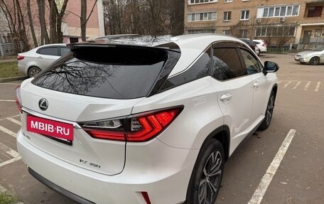 Lexus RX IV рестайлинг, 2017 год, 4 200 000 рублей, 9 фотография