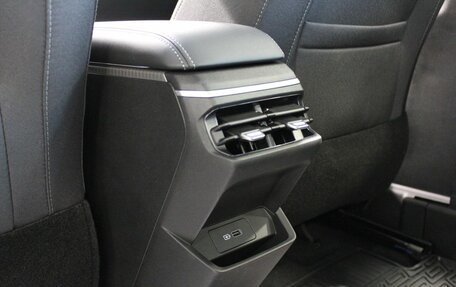 Geely Emgrand, 2024 год, 1 750 000 рублей, 28 фотография