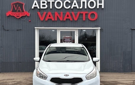 KIA cee'd III, 2014 год, 950 000 рублей, 2 фотография