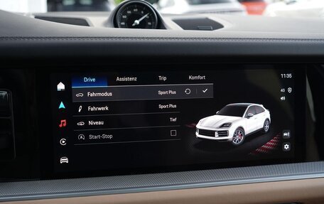 Porsche Cayenne III, 2025 год, 15 835 000 рублей, 15 фотография