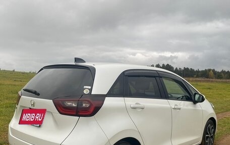 Honda Fit, 2021 год, 1 470 000 рублей, 3 фотография