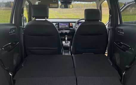 Honda Fit, 2021 год, 1 470 000 рублей, 4 фотография