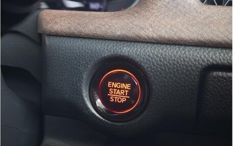 Honda Stepwgn, 2022 год, 2 360 000 рублей, 26 фотография