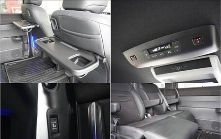 Honda Stepwgn, 2022 год, 2 360 000 рублей, 36 фотография