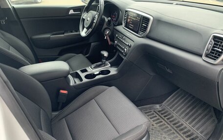 KIA Sportage IV рестайлинг, 2021 год, 2 690 000 рублей, 16 фотография