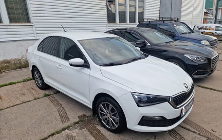 Skoda Rapid II, 2021 год, 2 400 000 рублей, 2 фотография