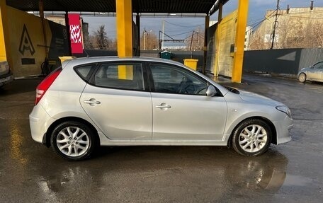 Hyundai i30 I, 2011 год, 800 000 рублей, 6 фотография