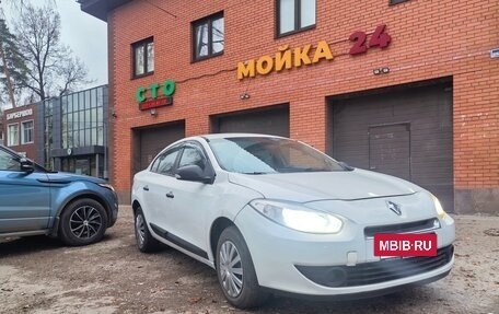 Renault Fluence I, 2012 год, 440 000 рублей, 2 фотография