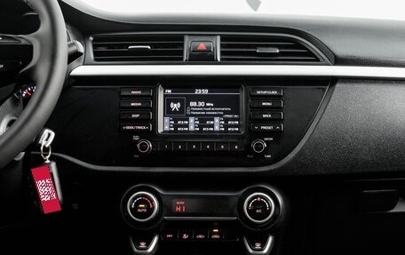 KIA Rio IV, 2018 год, 1 240 000 рублей, 19 фотография