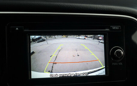 Mitsubishi Outlander III рестайлинг 3, 2015 год, 1 798 000 рублей, 13 фотография