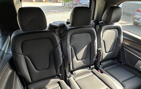 Mercedes-Benz V-Класс, 2025 год, 15 390 000 рублей, 27 фотография