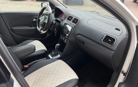 Volkswagen Polo VI (EU Market), 2012 год, 640 000 рублей, 11 фотография