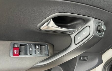 Volkswagen Polo VI (EU Market), 2012 год, 640 000 рублей, 16 фотография