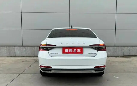 Skoda Superb III рестайлинг, 2022 год, 2 050 000 рублей, 11 фотография