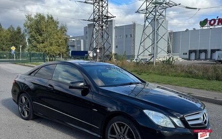 Mercedes-Benz E-Класс, 2011 год, 1 700 000 рублей, 4 фотография