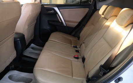 Toyota RAV4, 2014 год, 2 049 000 рублей, 25 фотография