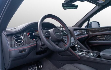 Bentley Bentayga I, 2024 год, 35 950 000 рублей, 6 фотография