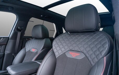 Bentley Bentayga I, 2024 год, 35 950 000 рублей, 12 фотография