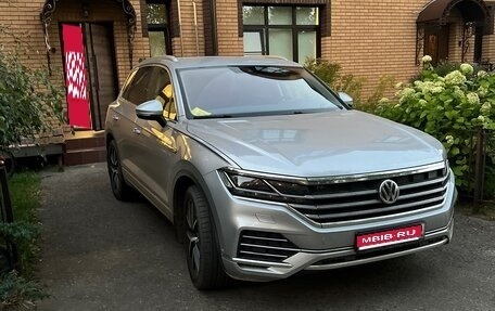 Volkswagen Touareg III, 2019 год, 5 500 000 рублей, 1 фотография