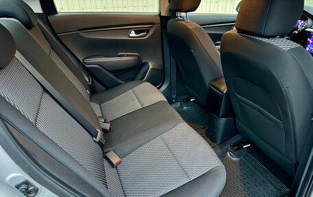 KIA Rio IV, 2018 год, 1 393 000 рублей, 21 фотография