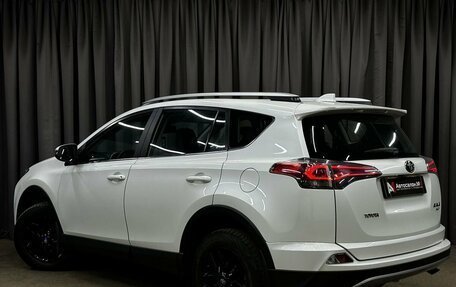 Toyota RAV4, 2017 год, 2 599 777 рублей, 4 фотография