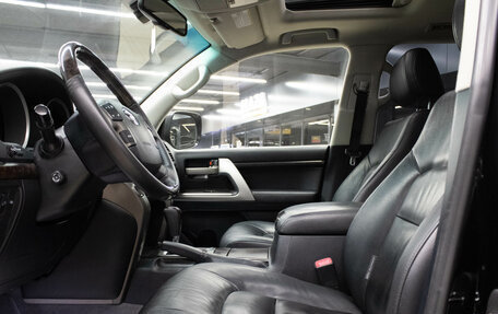 Toyota Land Cruiser 200, 2011 год, 2 999 000 рублей, 11 фотография