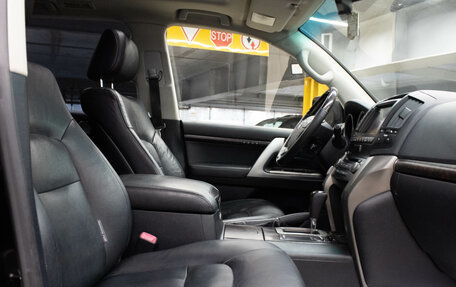 Toyota Land Cruiser 200, 2011 год, 2 999 000 рублей, 12 фотография