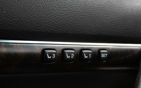 Toyota Land Cruiser 200, 2011 год, 2 999 000 рублей, 16 фотография