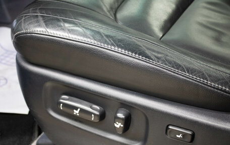 Toyota Land Cruiser 200, 2011 год, 2 999 000 рублей, 30 фотография