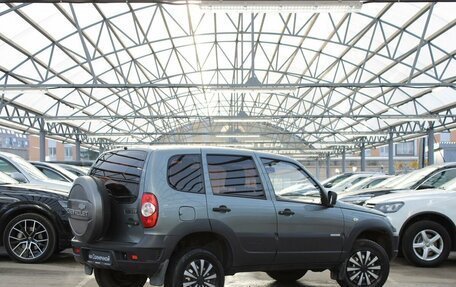 Chevrolet Niva I рестайлинг, 2014 год, 580 000 рублей, 5 фотография