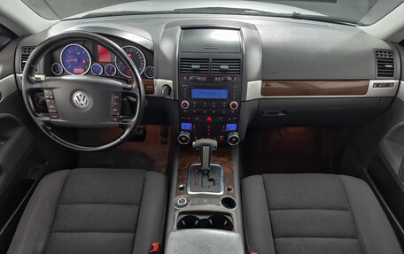 Volkswagen Touareg III, 2008 год, 1 099 000 рублей, 13 фотография
