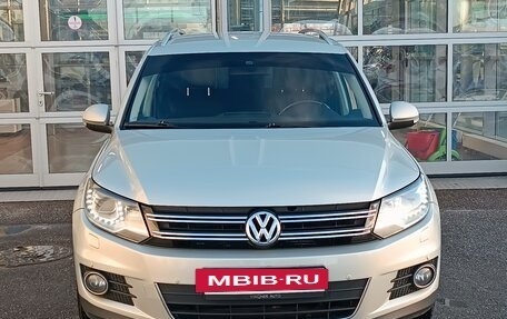 Volkswagen Tiguan I, 2012 год, 1 155 000 рублей, 2 фотография