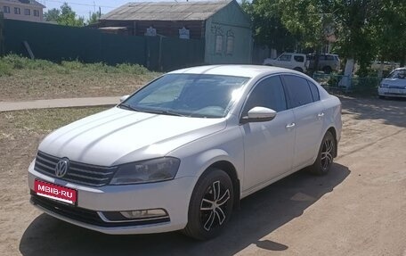 Volkswagen Passat B7, 2011 год, 850 000 рублей, 1 фотография