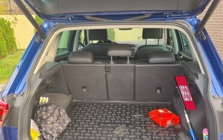 Volkswagen Tiguan II, 2018 год, 3 150 000 рублей, 3 фотография