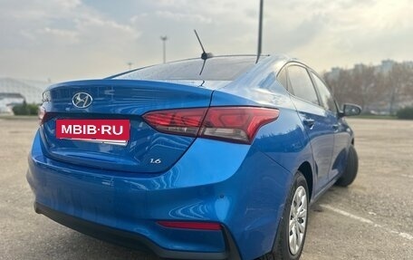 Hyundai Solaris II рестайлинг, 2017 год, 1 360 000 рублей, 3 фотография