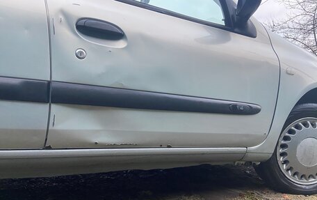 Renault Clio III, 2001 год, 160 000 рублей, 16 фотография