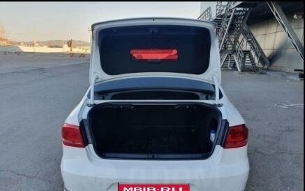 Volkswagen Passat B7, 2011 год, 850 000 рублей, 3 фотография