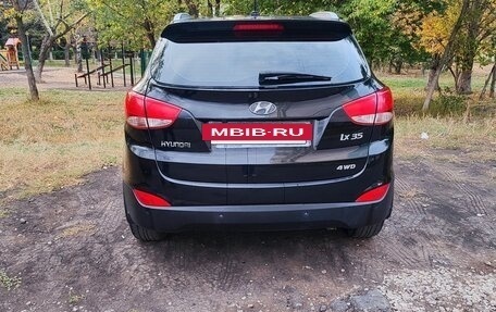 Hyundai ix35 I рестайлинг, 2013 год, 1 350 000 рублей, 2 фотография