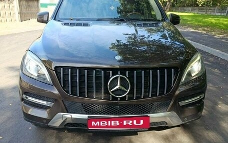 Mercedes-Benz M-Класс, 2013 год, 2 400 000 рублей, 1 фотография