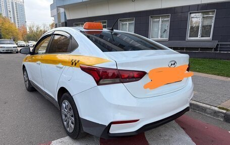 Hyundai Solaris II рестайлинг, 2019 год, 850 000 рублей, 3 фотография