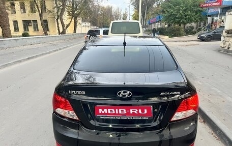 Hyundai Solaris II рестайлинг, 2011 год, 630 000 рублей, 1 фотография