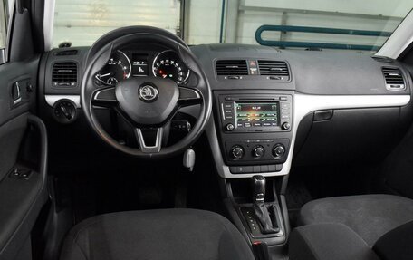 Skoda Yeti I рестайлинг, 2014 год, 1 310 000 рублей, 6 фотография