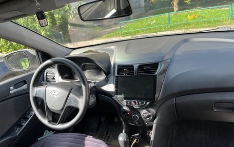 Hyundai Solaris II рестайлинг, 2013 год, 565 000 рублей, 5 фотография