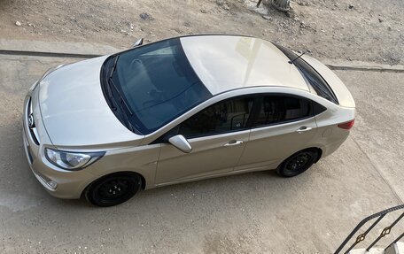 Hyundai Solaris II рестайлинг, 2013 год, 565 000 рублей, 19 фотография