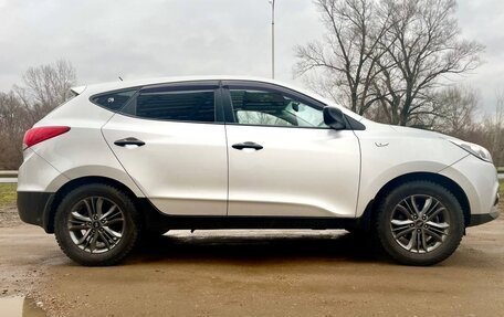 Hyundai ix35 I рестайлинг, 2014 год, 1 590 000 рублей, 4 фотография