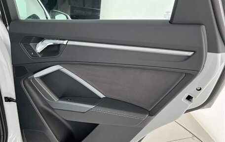 Audi Q3, 2023 год, 3 863 000 рублей, 23 фотография